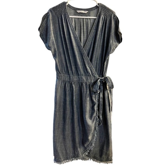 Trina Turk Morina Chambray Wrap Dress Blue Linen Lyocell Blend Lightweight Sz 8 - Picture 4 of 9